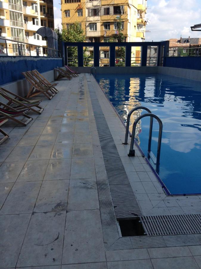 Yalcin Star Residence Apartment 300 Batumi Exterior foto