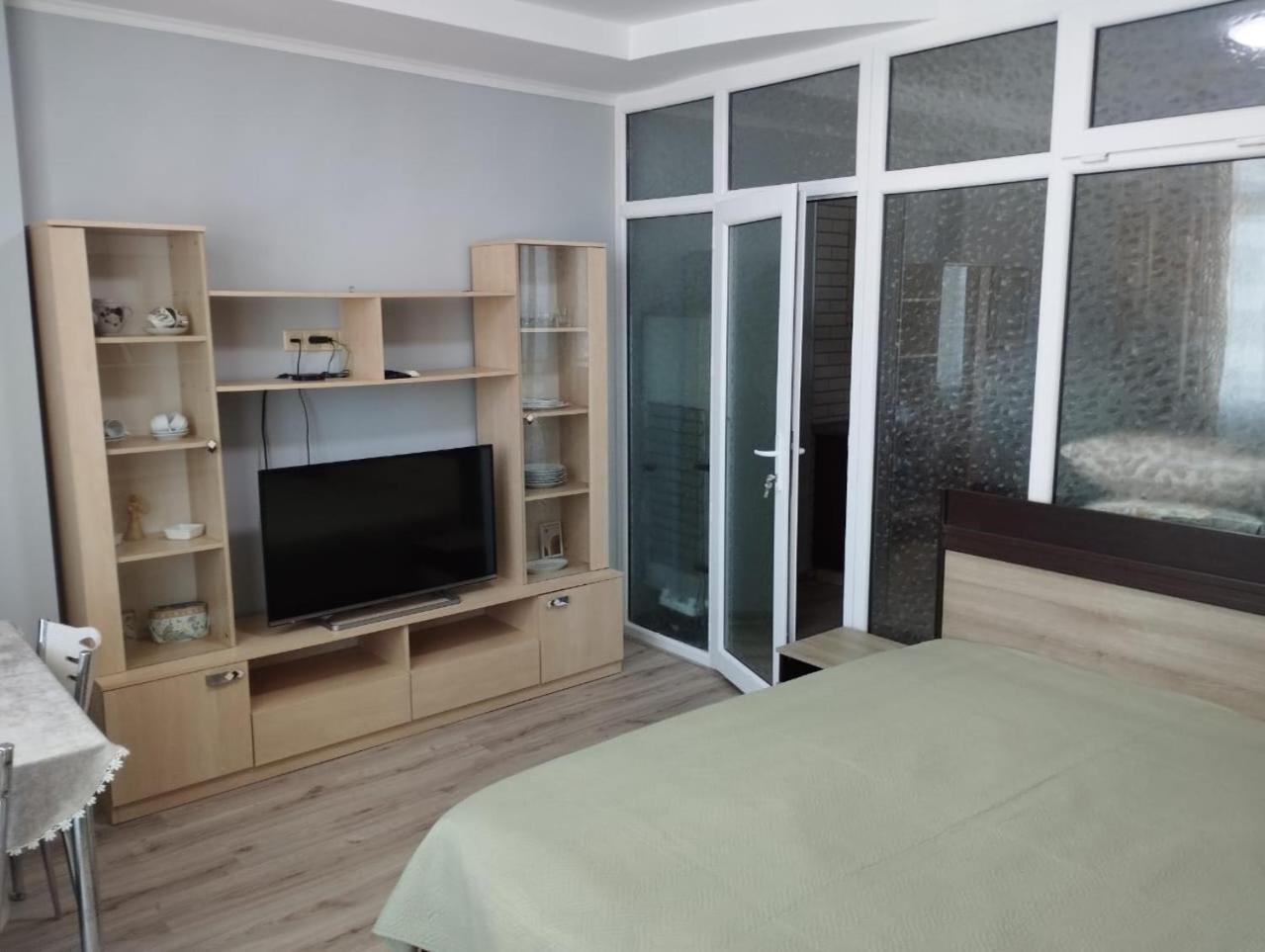 Yalcin Star Residence Apartment 300 Batumi Exterior foto